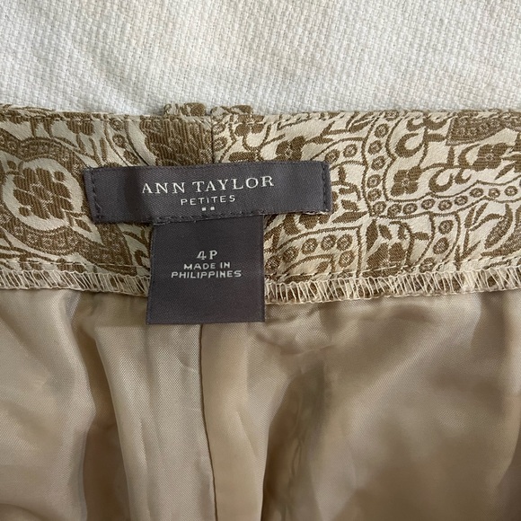Ann Taylor Petites 4  Silvery Gold Embroidered Slacks Patterned Work Wear Office - Picture 6 of 8